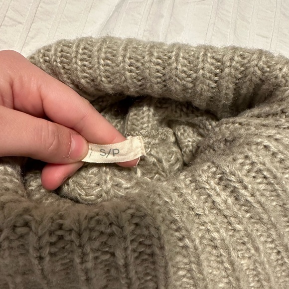 Turtle neck- beige/ brown - Picture 2 of 2